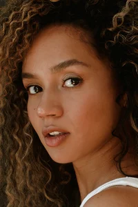 Алида Нондову