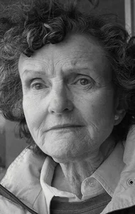 Анджела Макьюэн