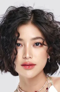 Апиня Сакуляренсук