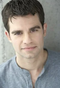 Арис Атанасопулос