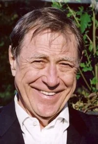 Арлен Дин Снайдер