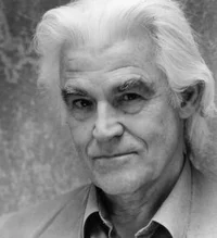 Бернард Ллойд