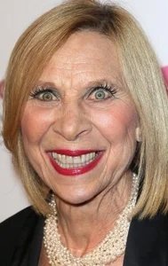 Беверли Сандерс