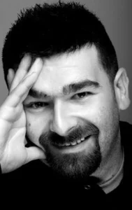 Дамир Кустура