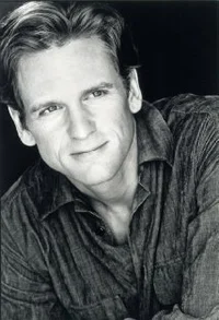 Дэниэл МакДональд