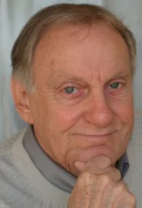 Дж. Том Кэри