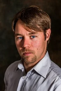 Джастин Моусес