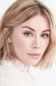 Дженнифер Холланд