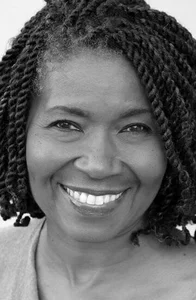 Элейн Дж. Тейлор