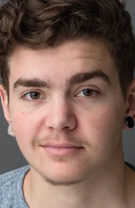 Эллиот Флетчер