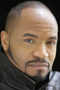 Энтуан Миллс