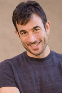 Эрик Бэйкер