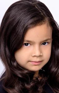 Эверли Карганилья