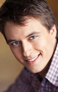 Гарри Гарно