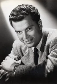 Гарри Льюис