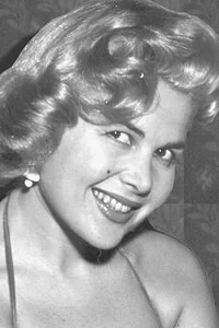 Глория Полл