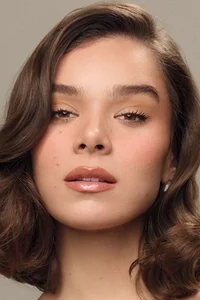 Хейли Стайнфелд