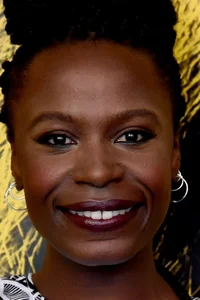 Изабел Зуаа