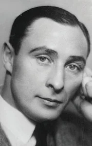 Лайонел Этуилл