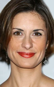 Ливия Джуджолли