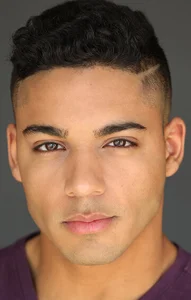 Майкл Эванс Белинг