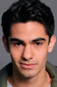 Мэттью Фриас