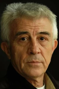 Нури Гёкасан