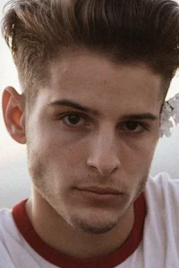 Оливер Пэрис