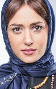 Париназ Изадьяр