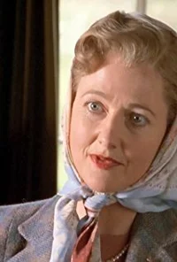 Полли Адамс