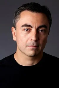 Рауль Е. Пейре