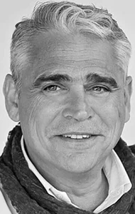 Толга Саваджи