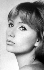 Яна Новакова