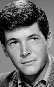 Йейл Саммерс