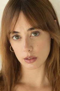 Юлия Молинс