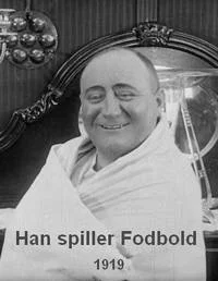 Han Spiller Fodbold